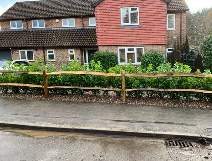 cleft-fencing-front-image